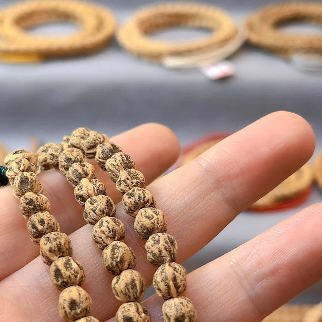 柏香籽/百香籽吊坠董*多