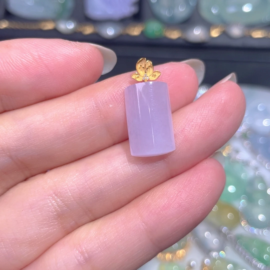 颈饰18K金镶嵌翡翠翡翠