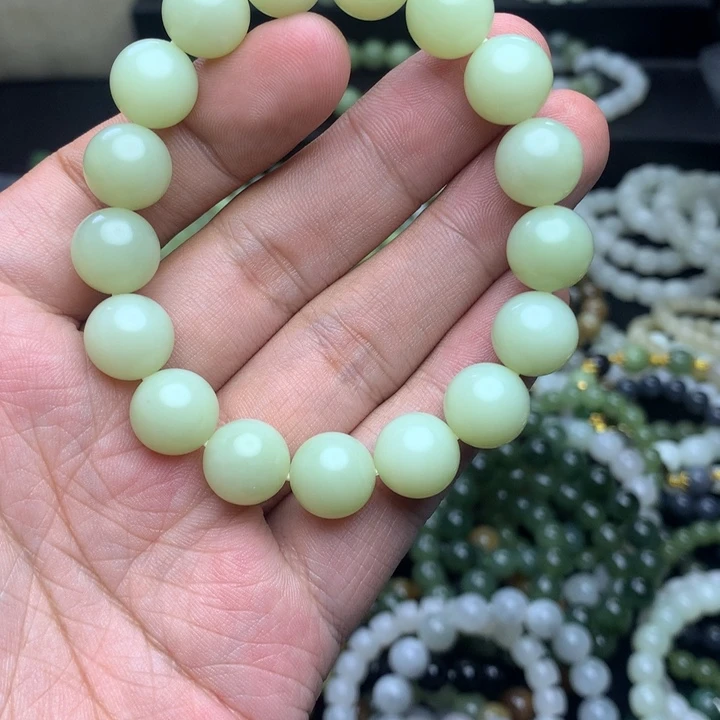 和田玉未镶嵌手串新疆若羌料