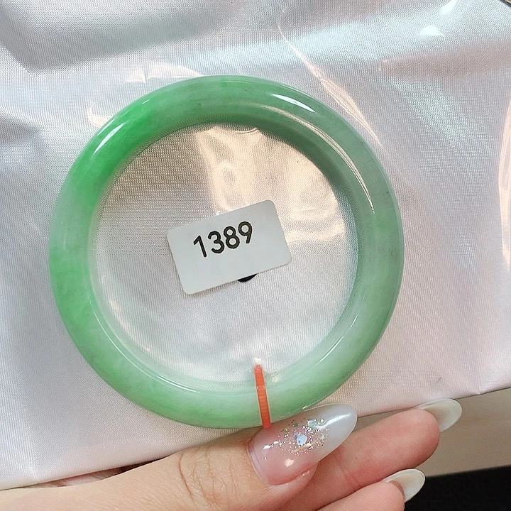 翡翠手镯未镶嵌天然翡翠手镯57