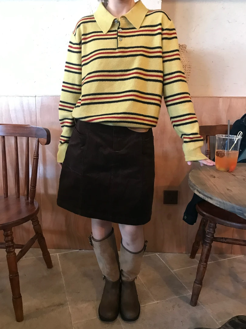 秋季灯芯绒短裙慵懒高级感条纹氛围感穿搭宽松短裙