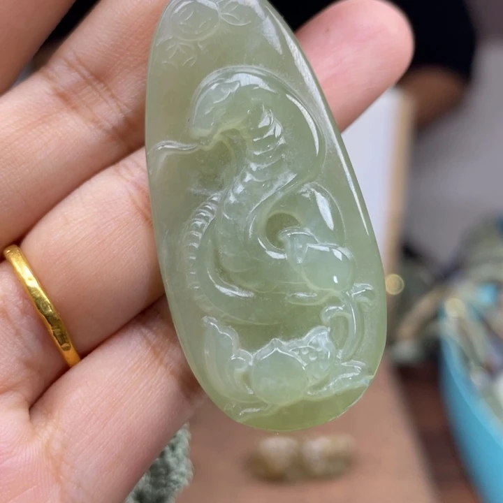 颈饰未镶嵌和田玉