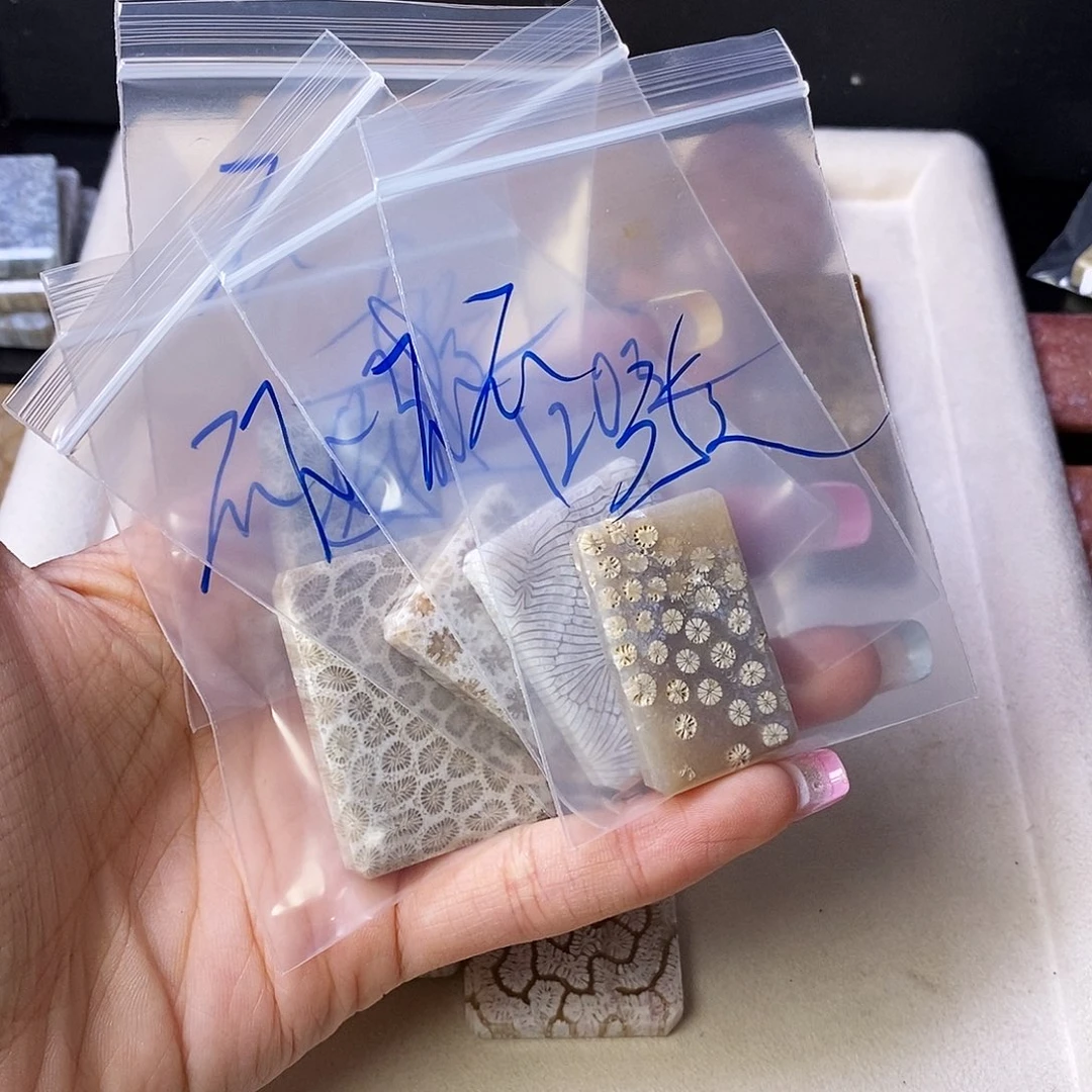 硅化玉颈饰合金南*