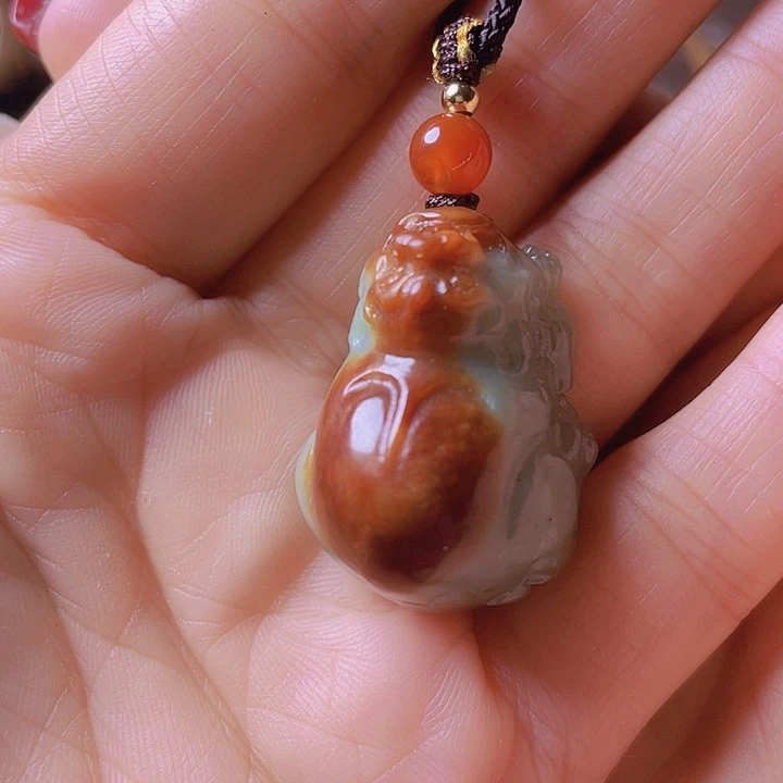 未镶嵌手串岫岩河磨玉（透闪石质玉）