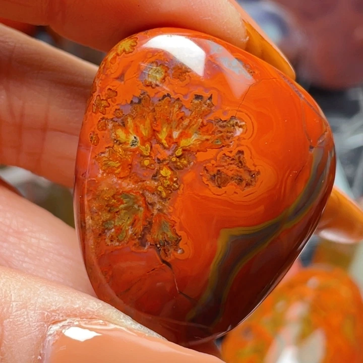 玛瑙/玉髓战国红玛瑙挂件未镶嵌天***天