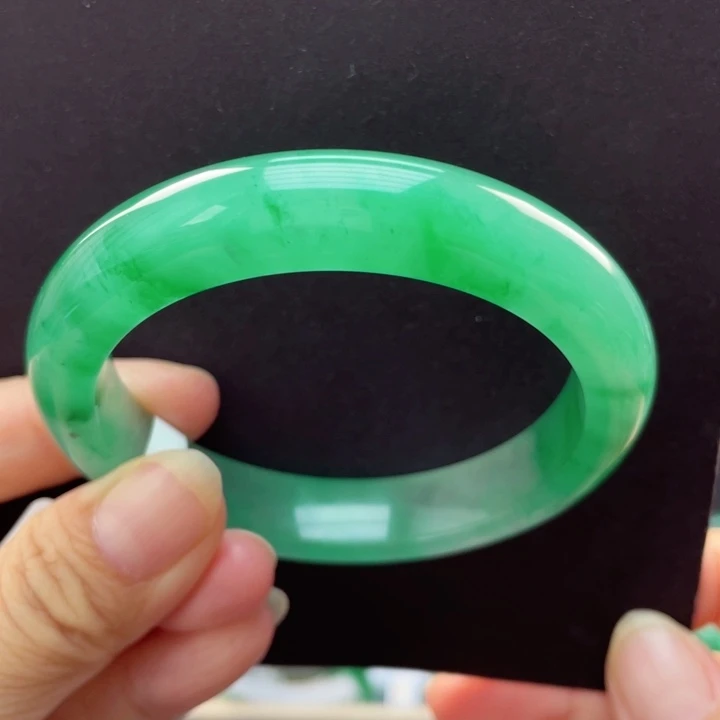 般***若石英质玉手镯未镶嵌55 －56