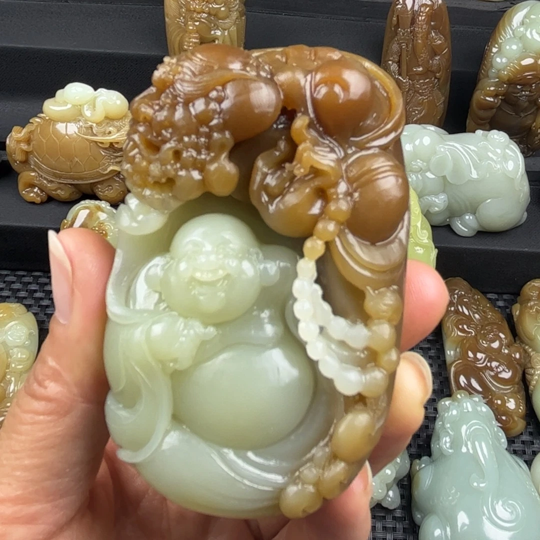 用***1和田玉未镶嵌把件