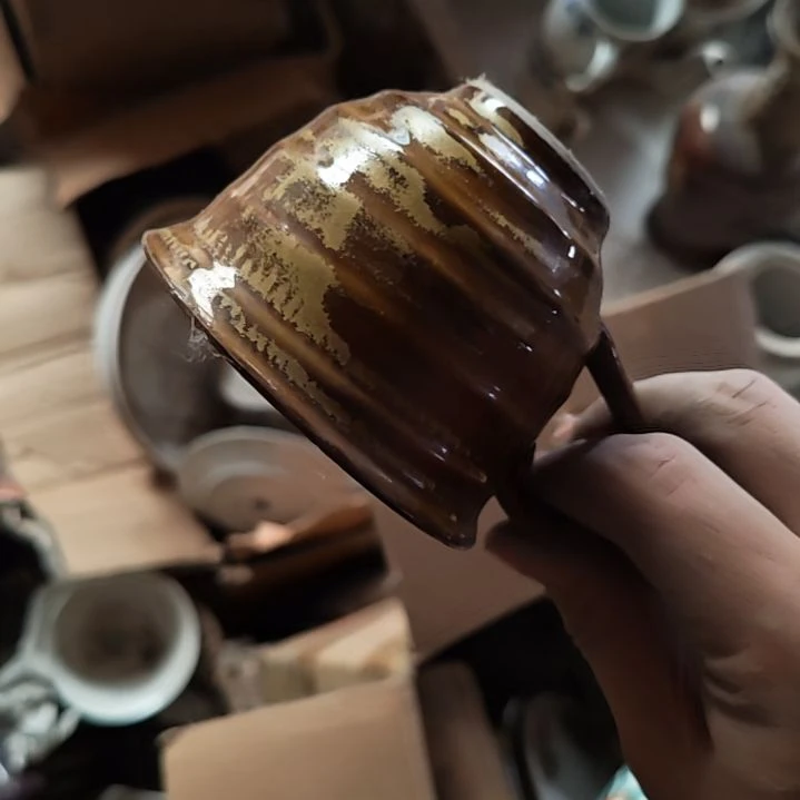 顺***.陶瓷盘子碗啥都有