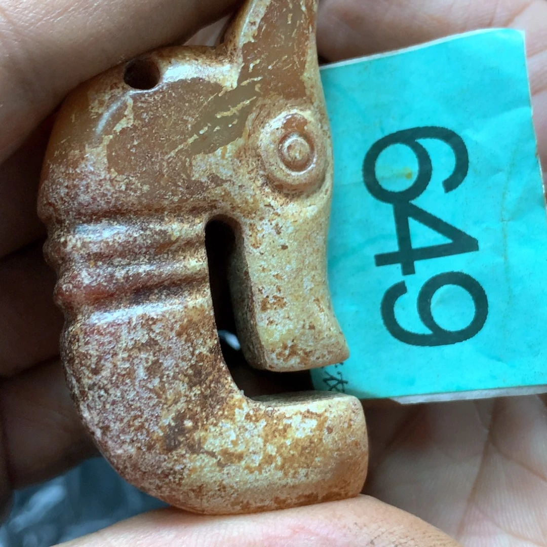 未镶嵌和田玉挂件