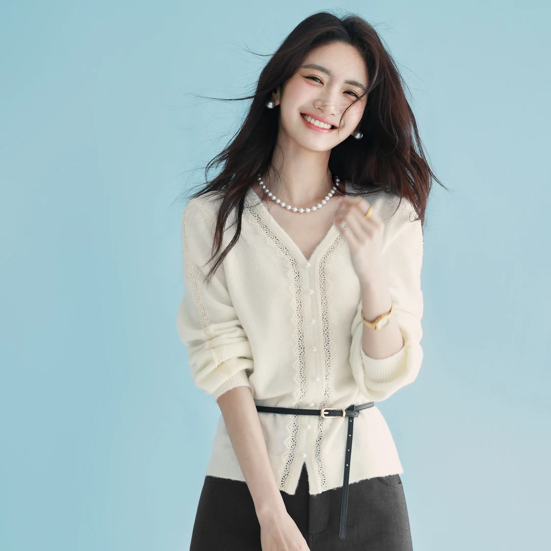 伊芙丽复古法式珍珠高级感气质白色针织衫女上衣春季1G1930641