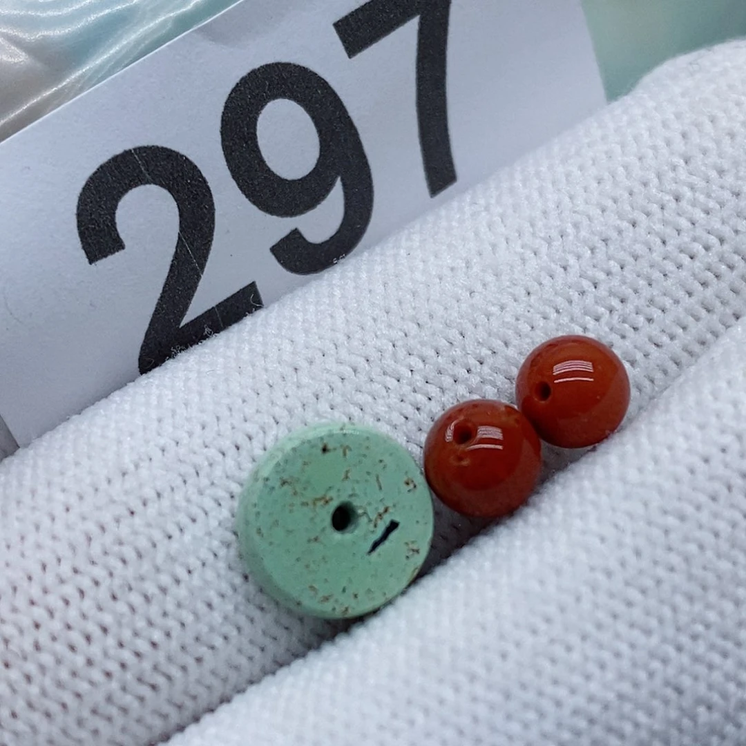 南红玛瑙未镶嵌珠宝奇石