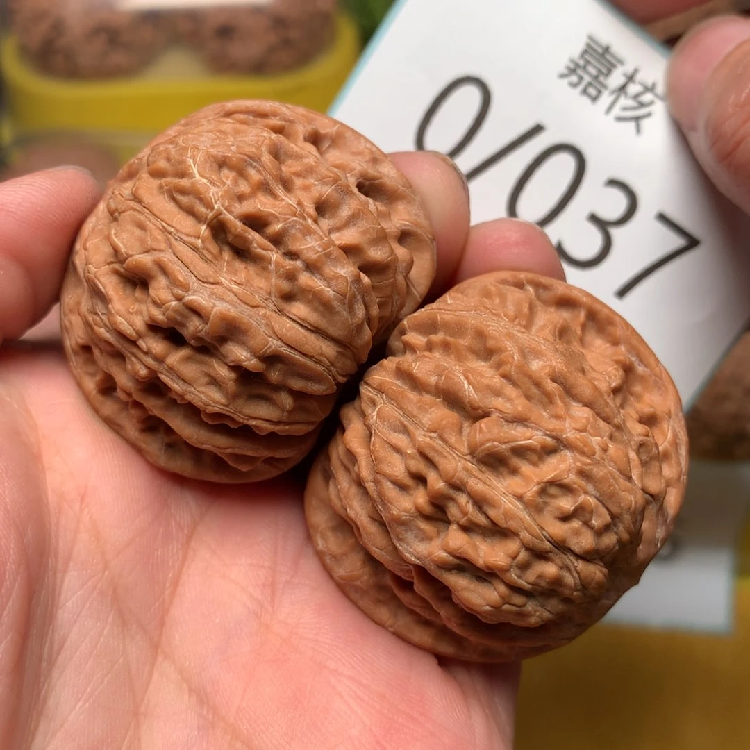 文玩核桃把件山地正磨39