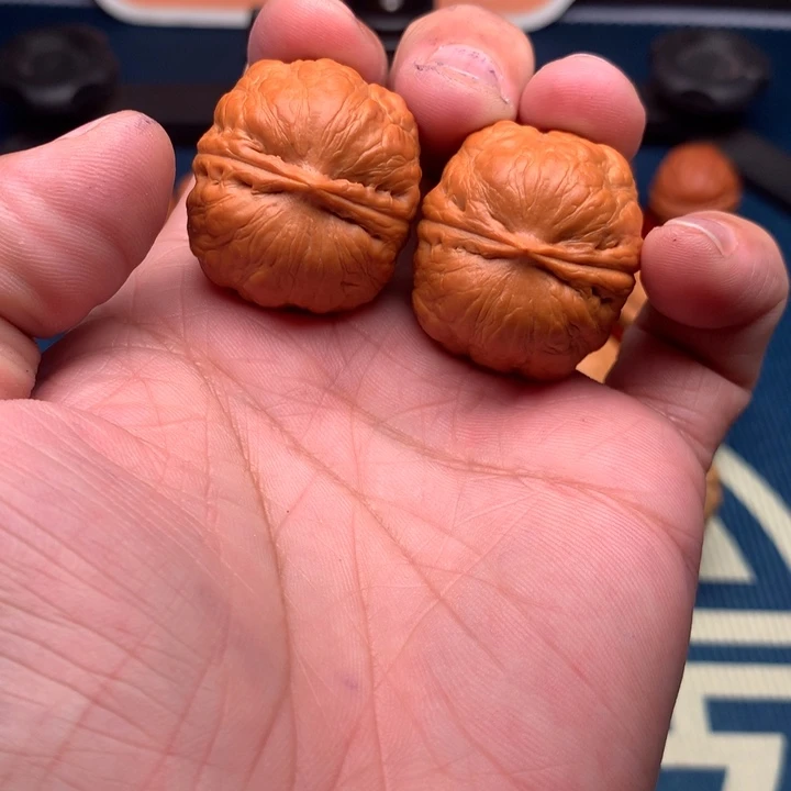 桃核把件杨*钰野生小手捻