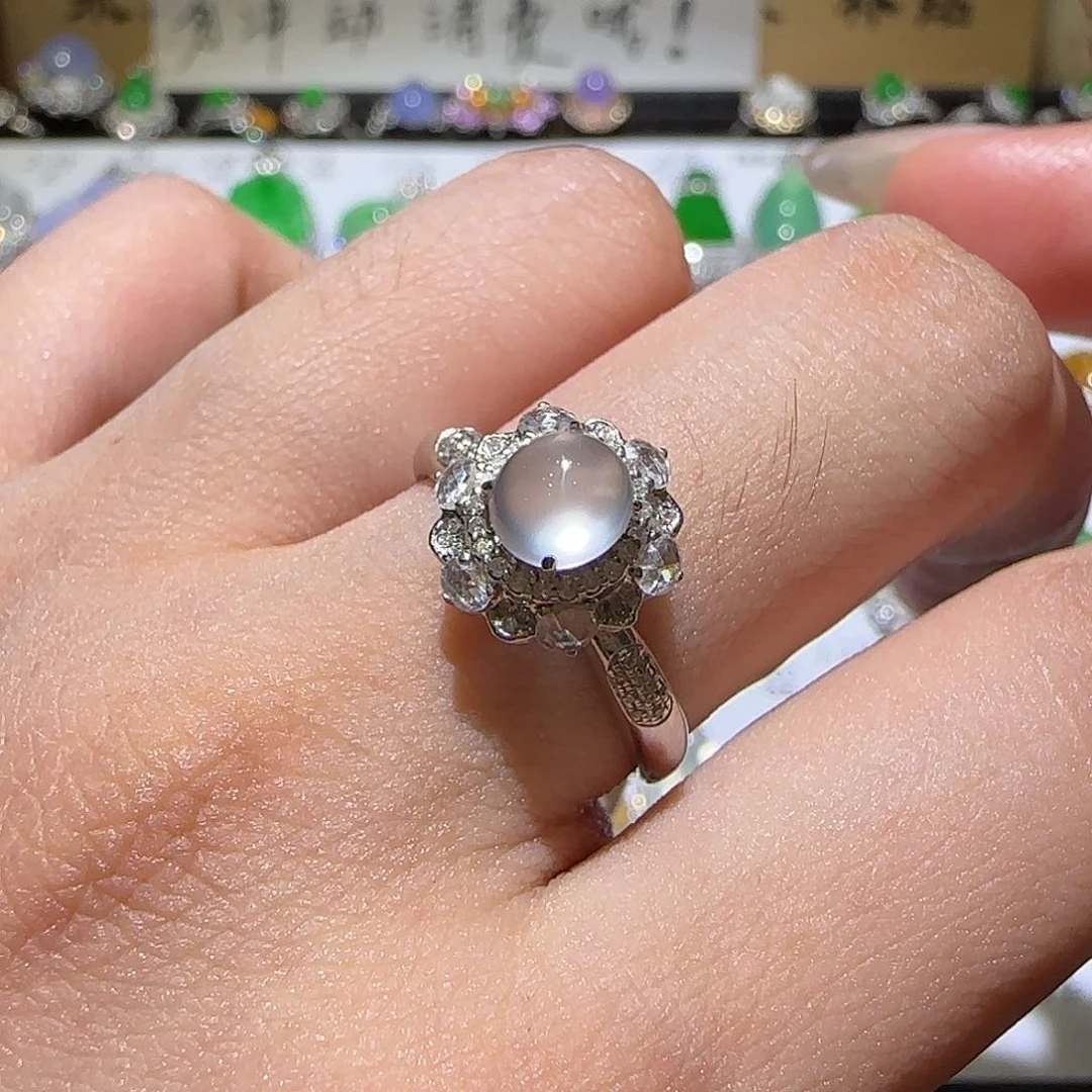 【闪购商品】翡翠戒指18K金镶嵌天然