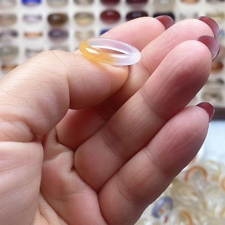 玛瑙/玉髓戒指未镶嵌