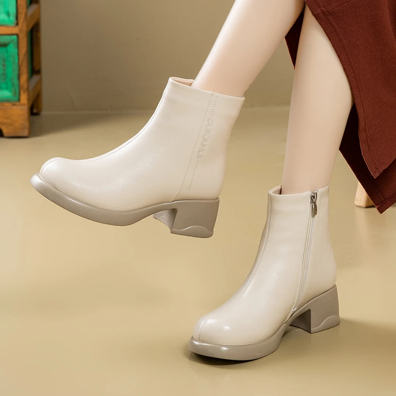 23268冬季新中式加绒真皮妈妈鞋棉靴女中老年旗袍鞋粗跟跳舞鞋