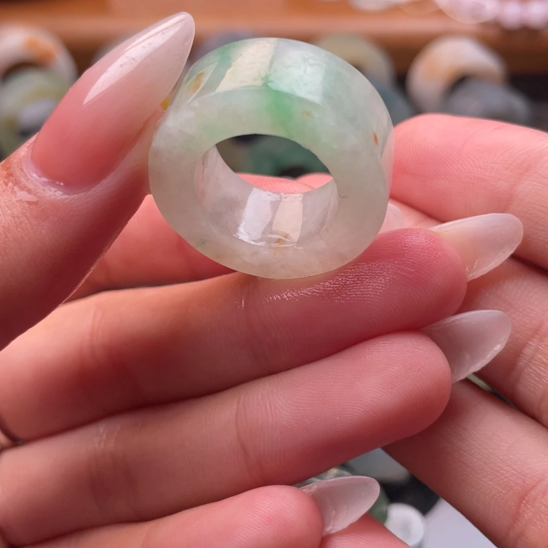 未镶嵌定制翡翠阳春白雪