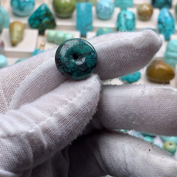 绿松石未镶嵌珠宝奇石直径16.6玉化平安扣