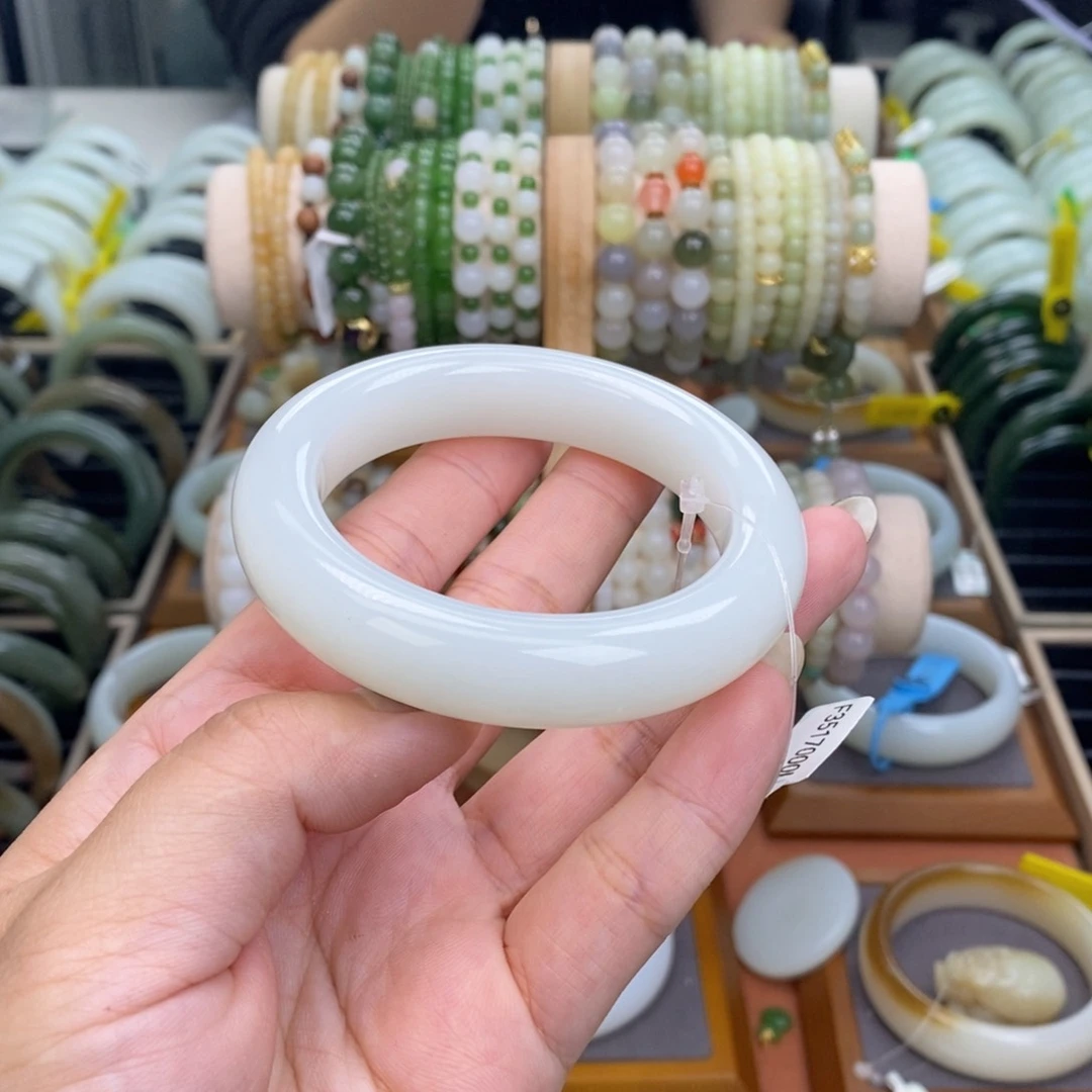 未镶嵌手镯和田玉小**✨