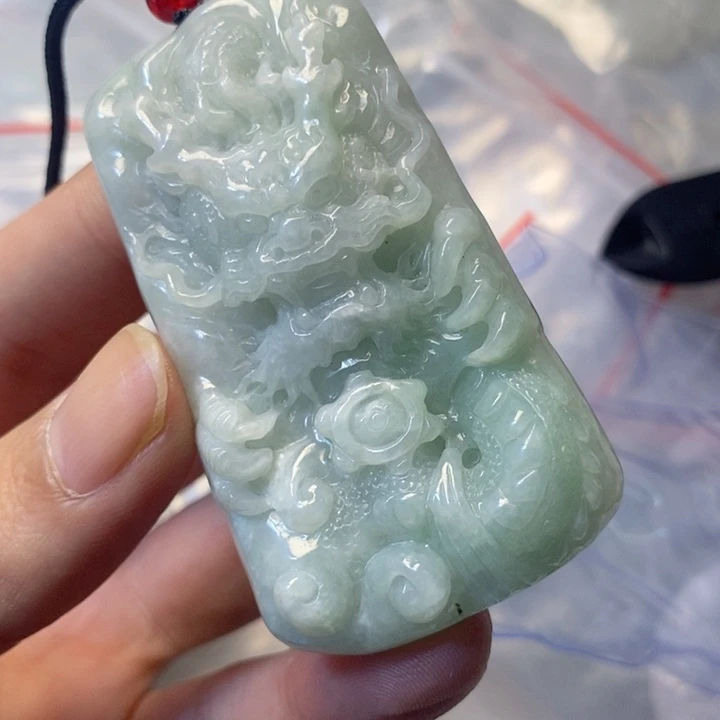 翡翠未镶嵌颈饰天然翡翠A货