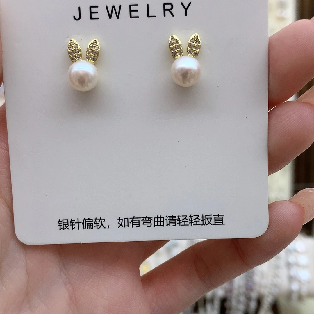 未镶嵌耳饰淡水珍珠
