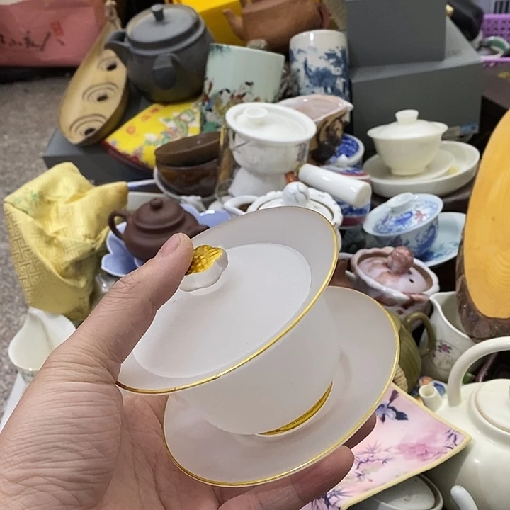 陶瓷艺术品及陶瓷制品