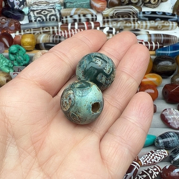 玛瑙/玉髓合金颈饰