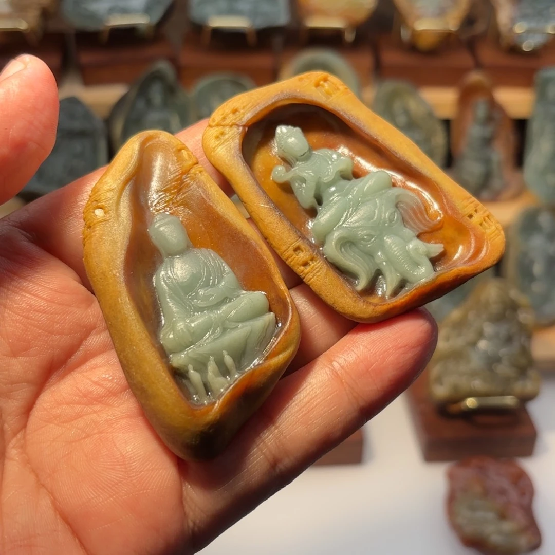 余***教定制翡翠未镶嵌普贤 佛