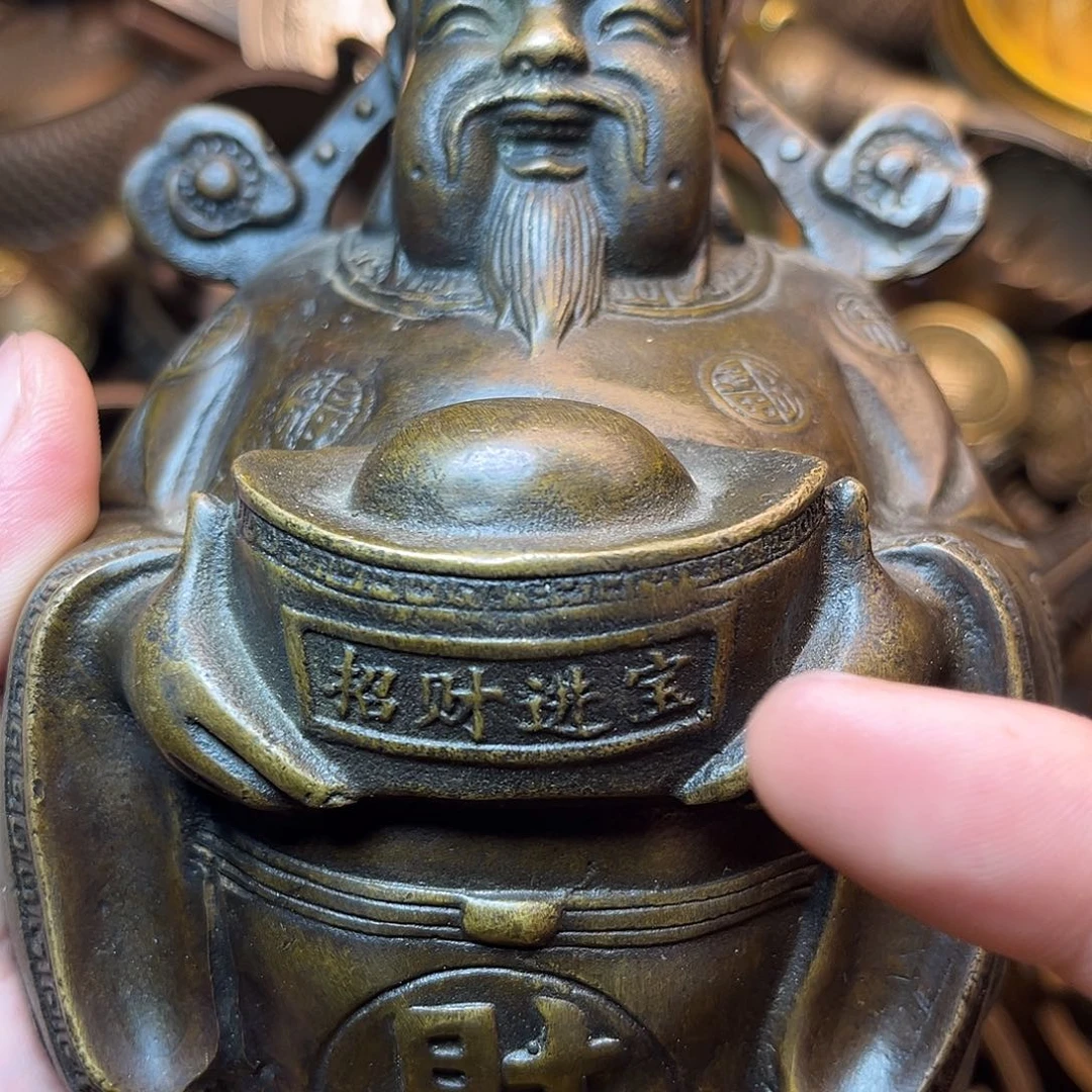 精美铜器工艺品等