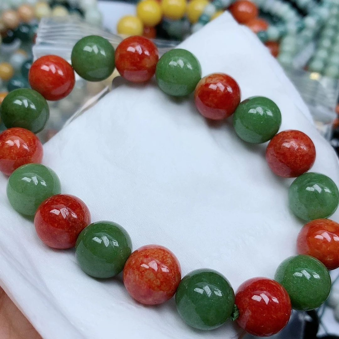 翡翠颈饰未镶嵌手串