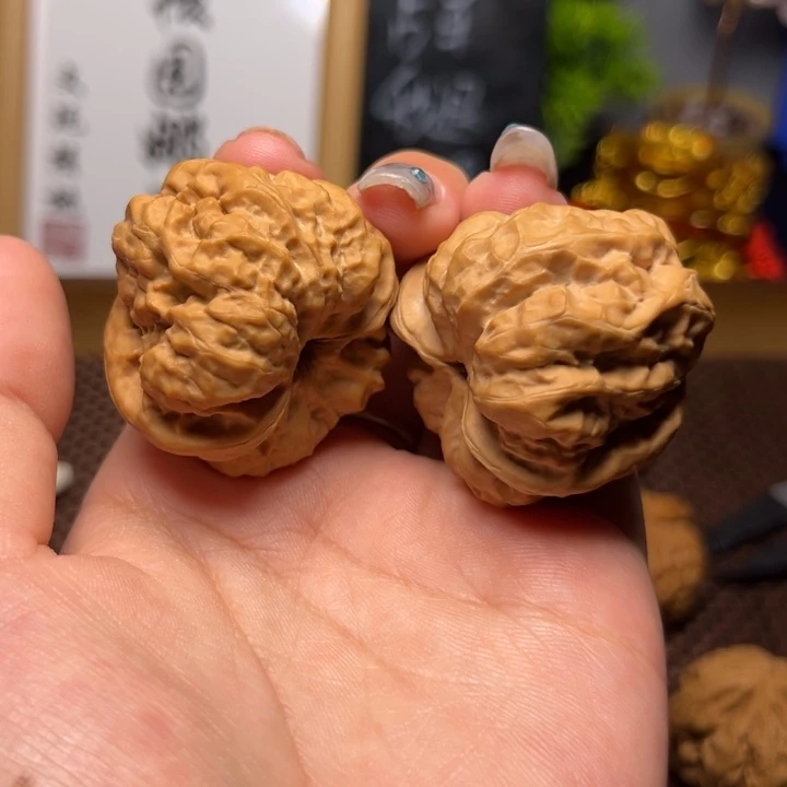 文玩核桃吊坠39尺蛤蟆54