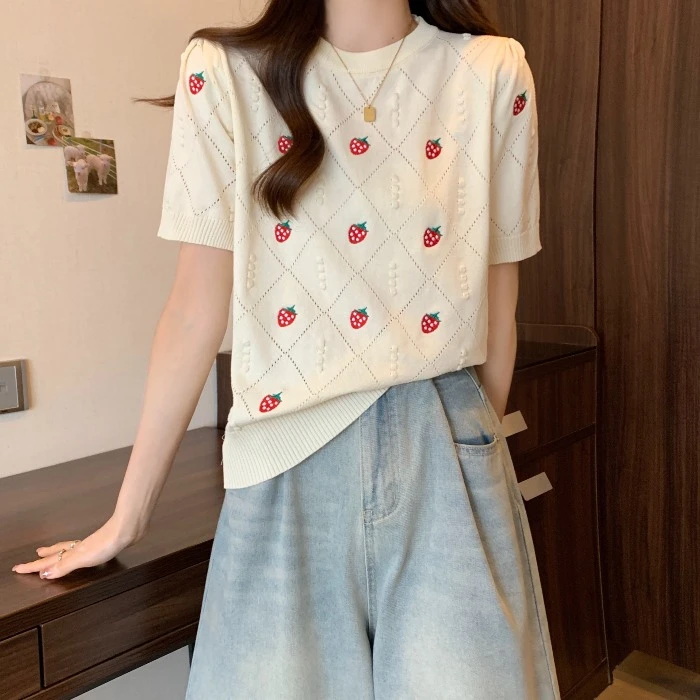 小清新正肩短袖t恤女夏季大码胖mm设计感刺绣针织打底衫减龄上衣