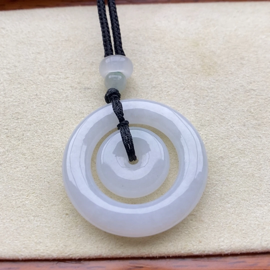 翡翠未镶嵌颈饰吊坠