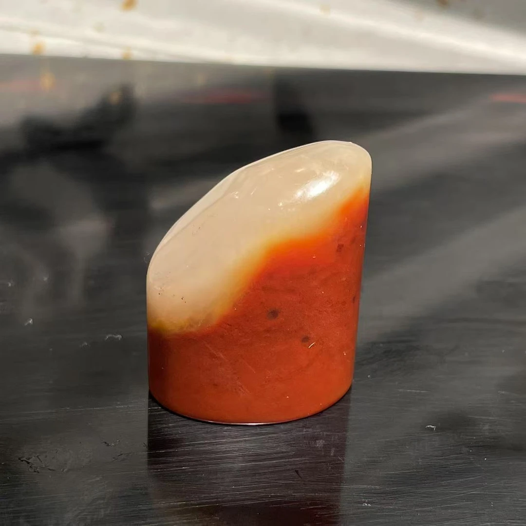 篆刻印章天然巧色水洞椭圆章