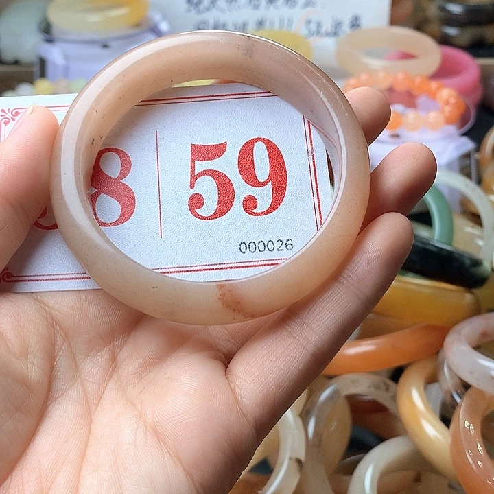 石英质玉（黄龙玉）未镶嵌手镯