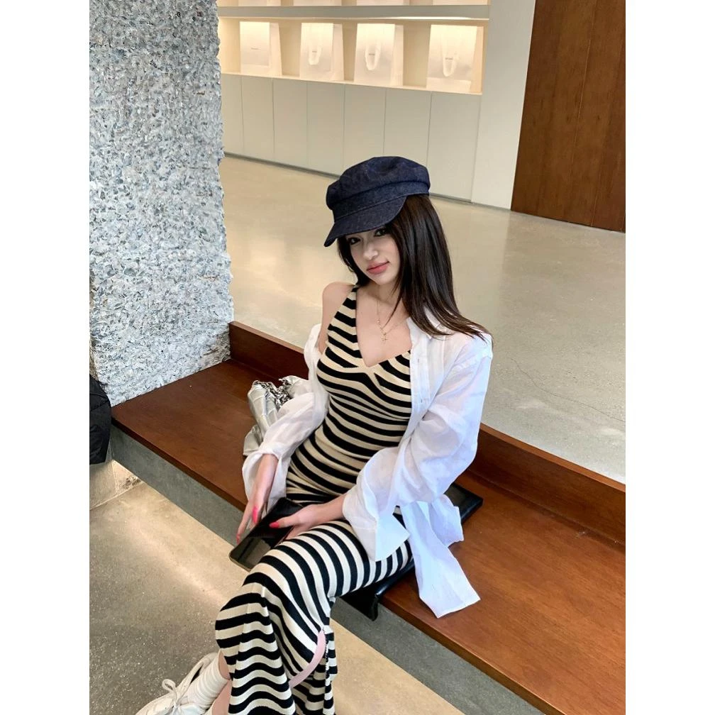 撞色条纹v领吊带连衣裙女夏季气质修身收腰长裙显瘦开叉包臀裙子-