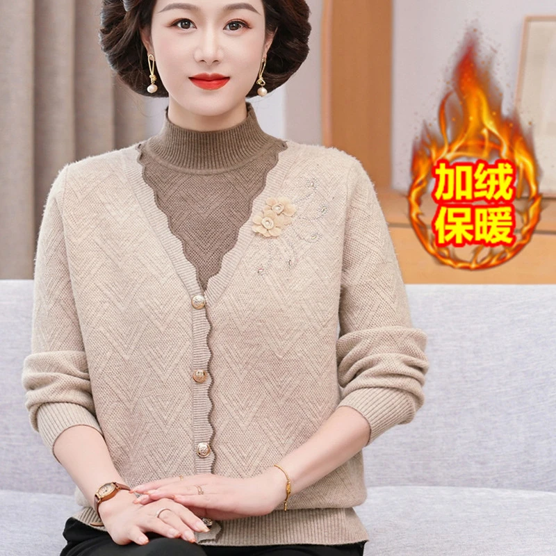 2025秋冬新款妈妈装百搭针织衫中老年女假两件毛衣加绒厚打底上衣