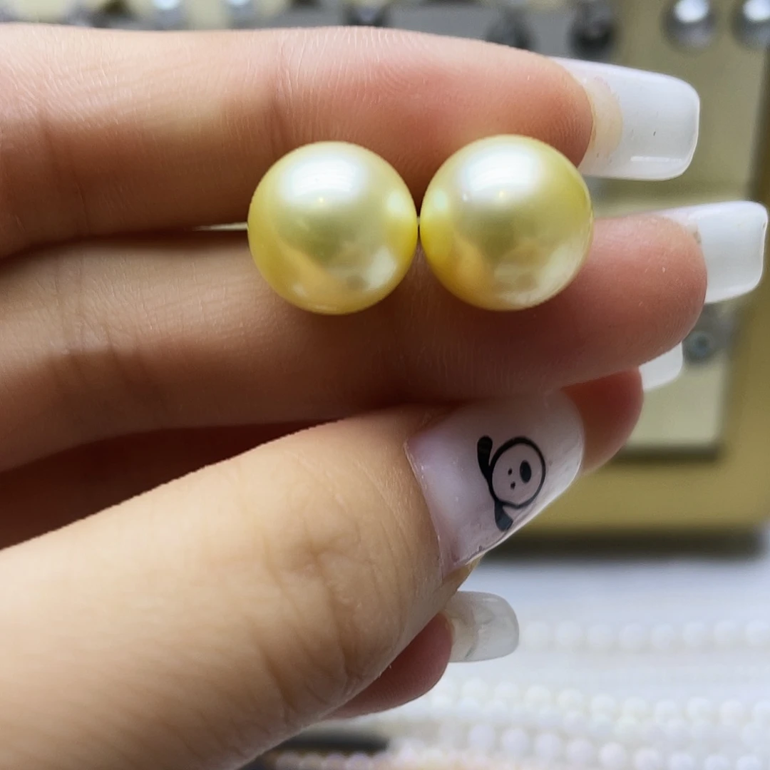 银S925镶嵌海水珍珠耳饰