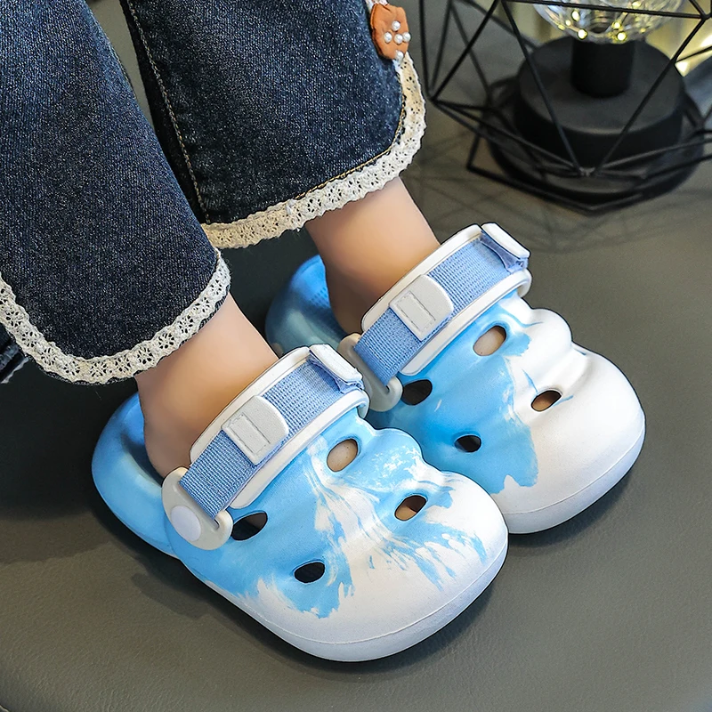 踩屎感儿童洞洞鞋夏季男女童卡通EVA居家室内防滑小孩宝宝凉拖鞋