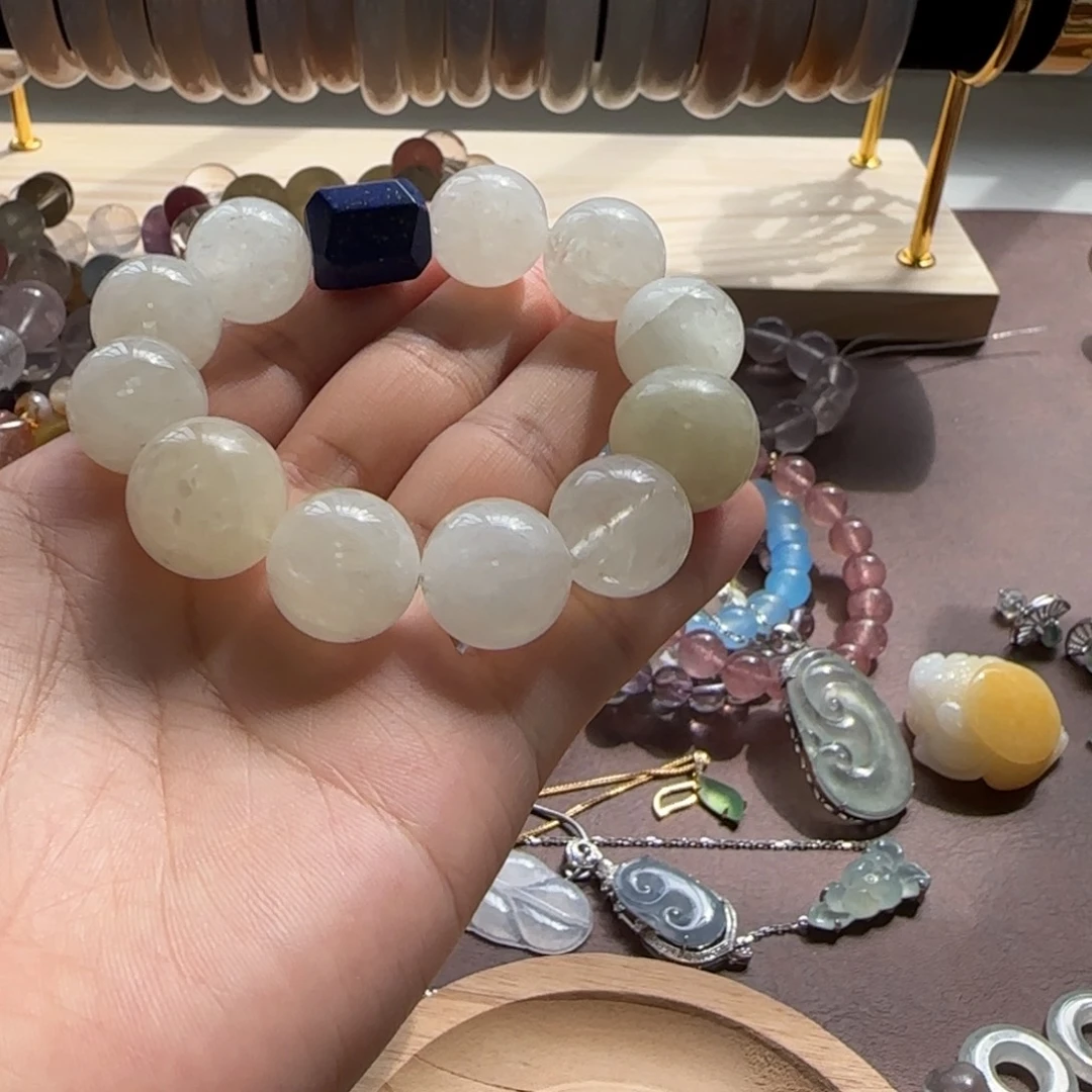 颈饰合金黄晶柠檬黄
