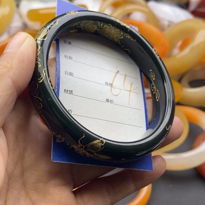 石英质玉未镶嵌手镯