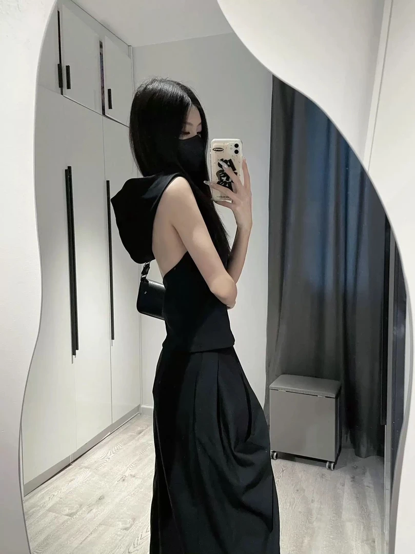 【700 - 799】穿搭连帽长袖T恤卫衣女秋冬加绒美式短款紧身藏蓝上衣