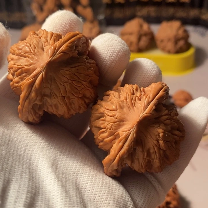 吊坠文玩核桃45粗筋虎头