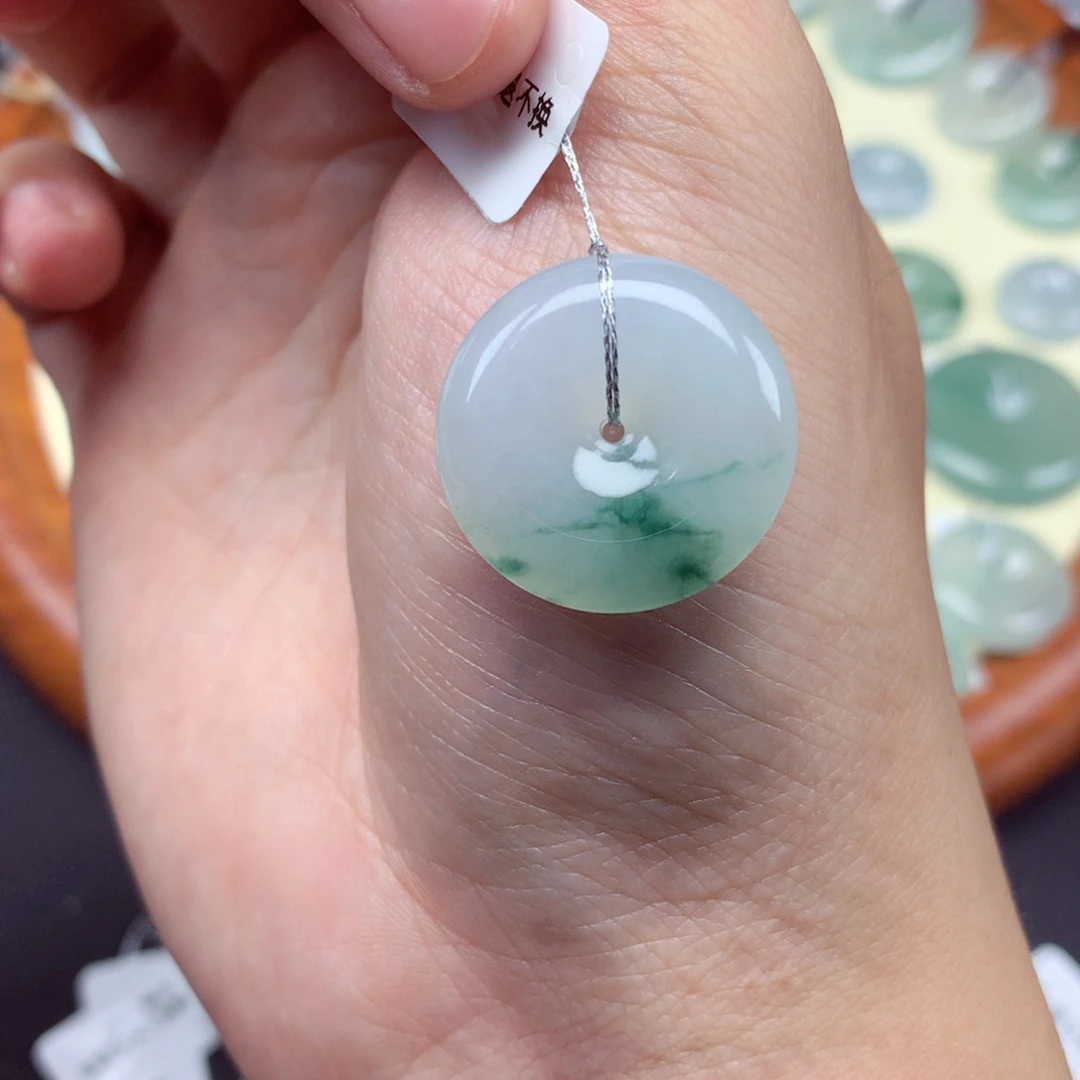 翡翠未镶嵌颈饰吊坠23/5.6mm