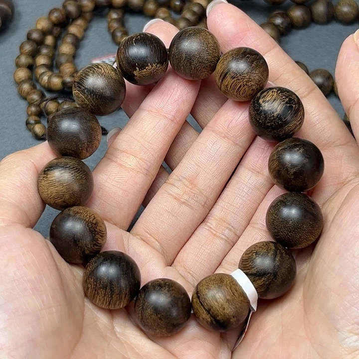 手串沉香快*白棋留疤1.6