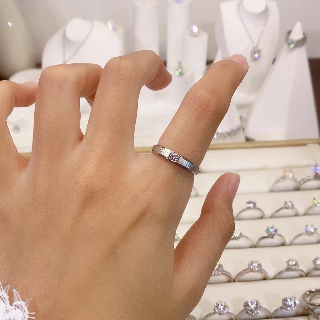 925银合成碳硅石公主男戒22圈口