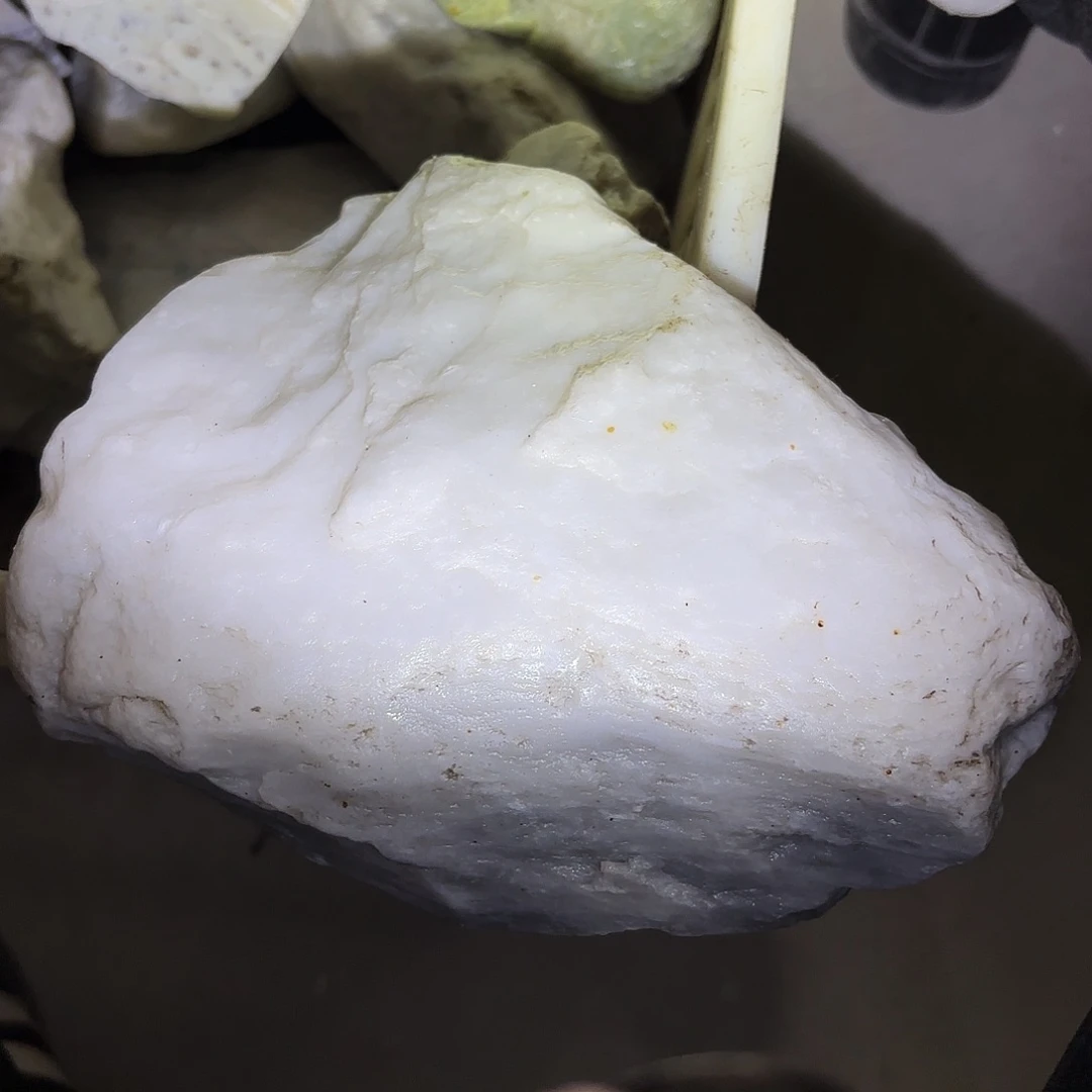 和田玉未镶嵌珠宝奇石