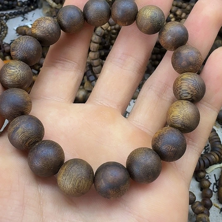 沉香碎屑沉香沉水浮1.2圆珠单圈12克加