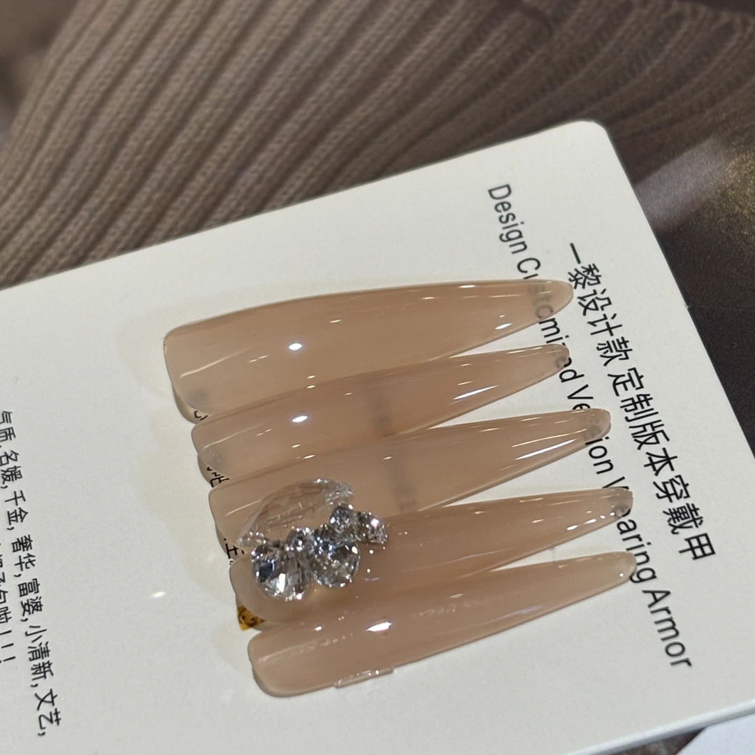 『如此权威』一黎CHUANDAIJIA设计款纯手工穿戴甲/可拆卸
