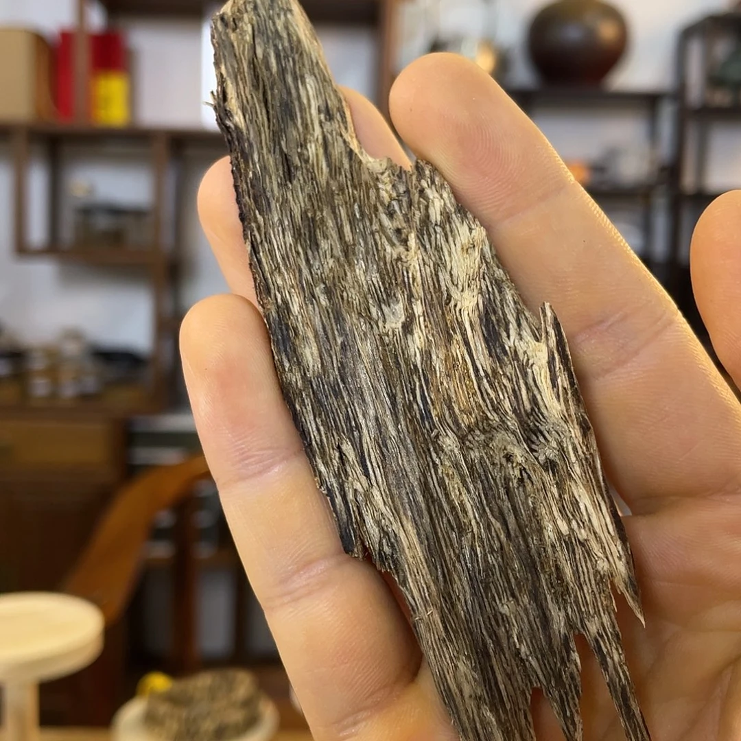 沉香沉香碎屑柬埔寨 品香碎料 13.8g